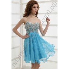 Симпатичное голубое платье с бисером и стразами
